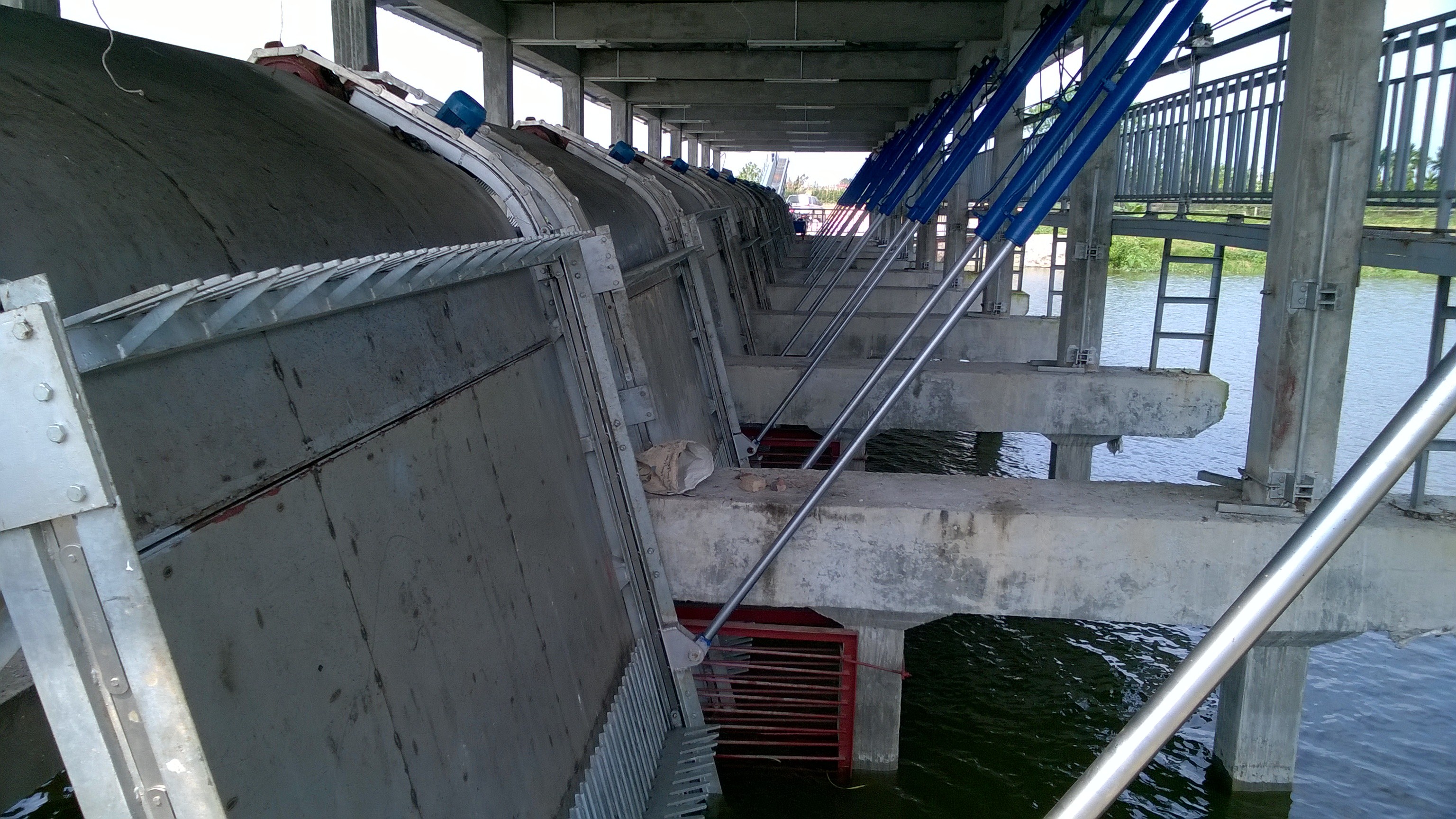 TRẠM BƠM NGOẠI ĐỘ II